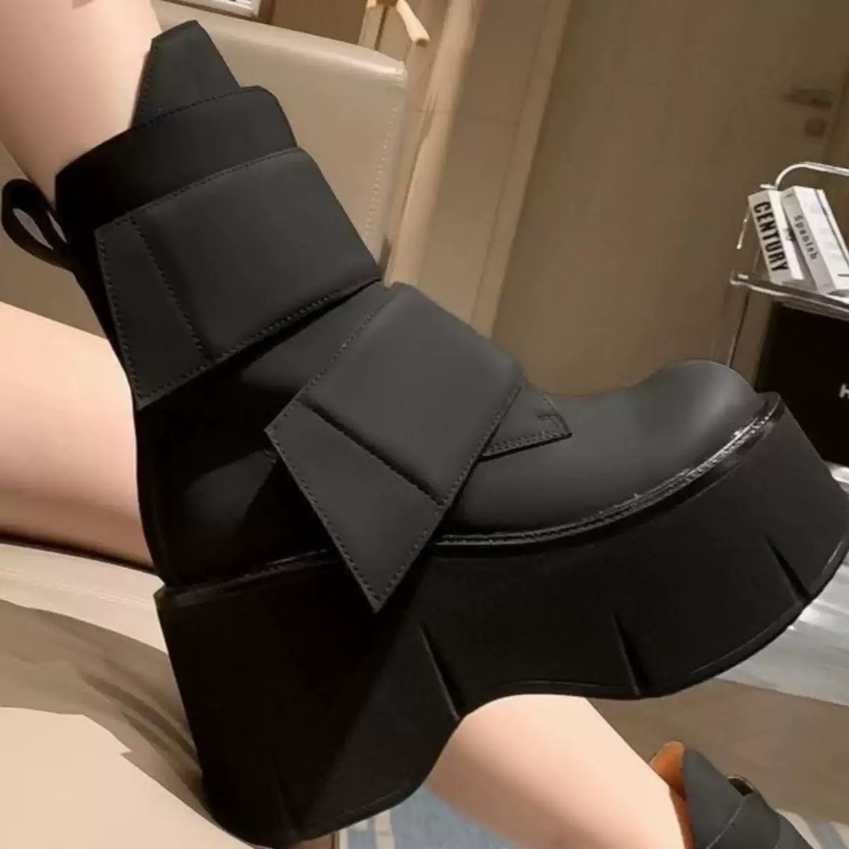 Nowe, modne i uniwersalne botk – Velcro Hook Loop recenzja i cena
